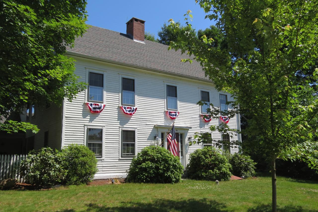 Timber Post Bed & Breakfast Нашуа Екстериор снимка