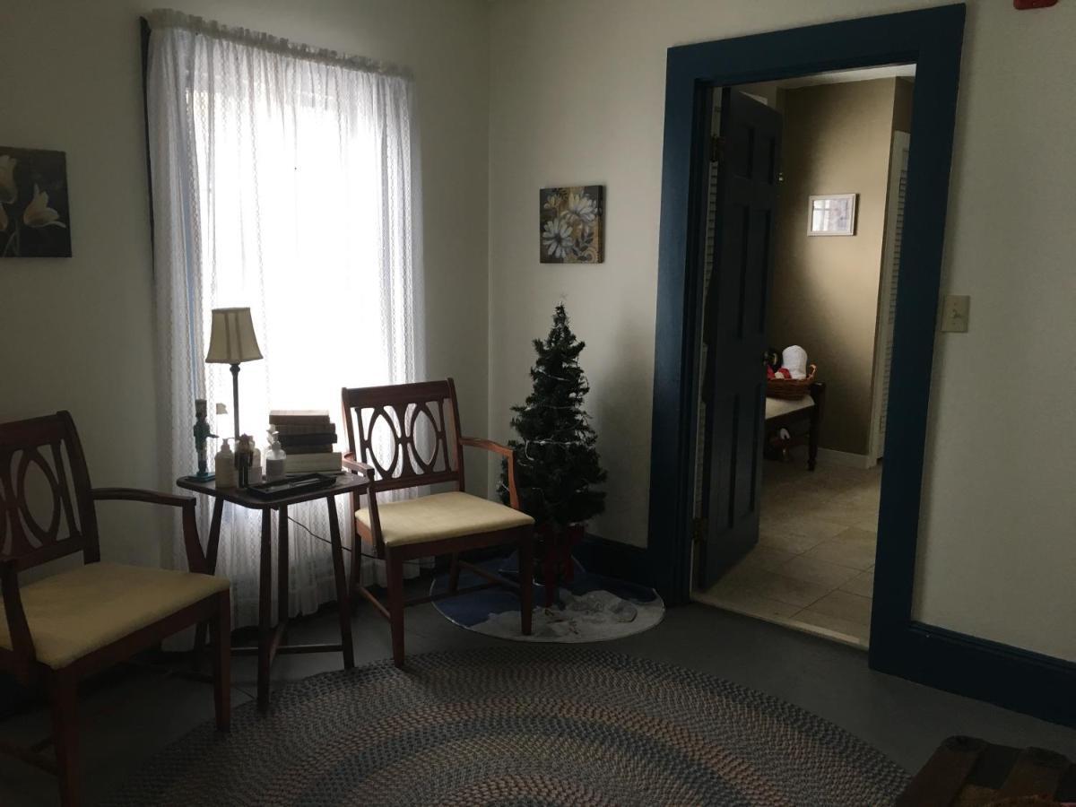 Timber Post Bed & Breakfast Нашуа Екстериор снимка